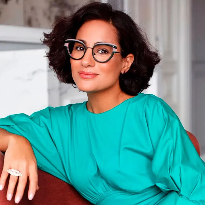 Tête à lunettes